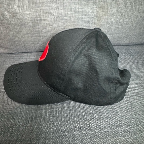 Lauren Moshi Lightning Heart Cap - Picture 2 of 6